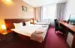Relax Inn/10