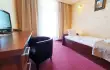 Relax Inn/5