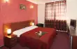 Relax Inn/8