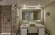 Delphin Imperial/32